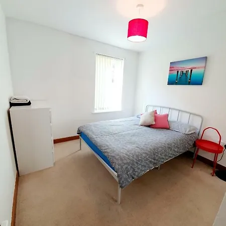 Southend Ground Floor Apartment With Parking Exterior photo