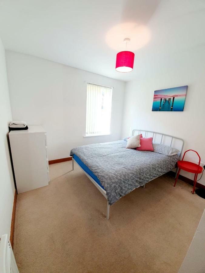 Ground Floor With Parking Apartment *